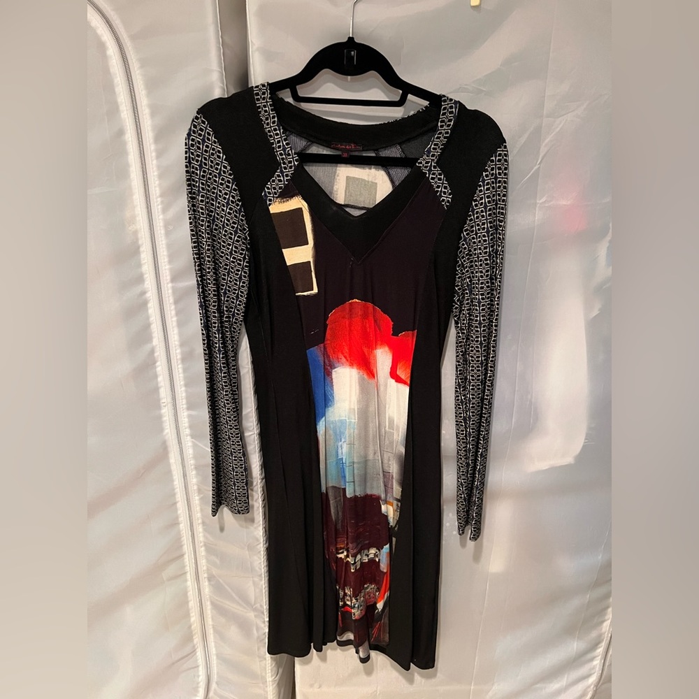 Aventures des Toiles long sleeves dress.